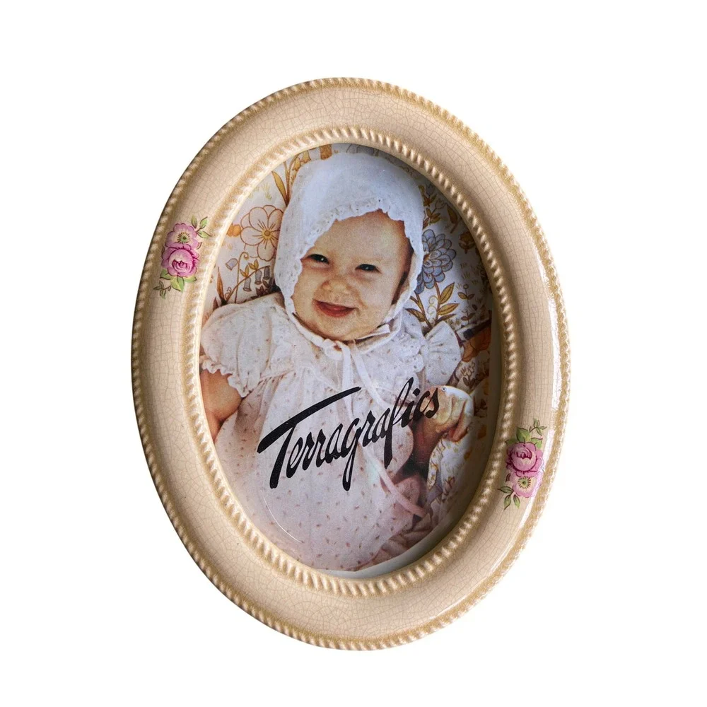 Terragrafics Devonshire Series Vintage Oval Ceramic Floral Crackle Frame 5x7